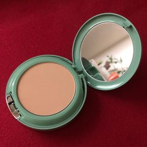 Clinique perfectly clear compact makeup
